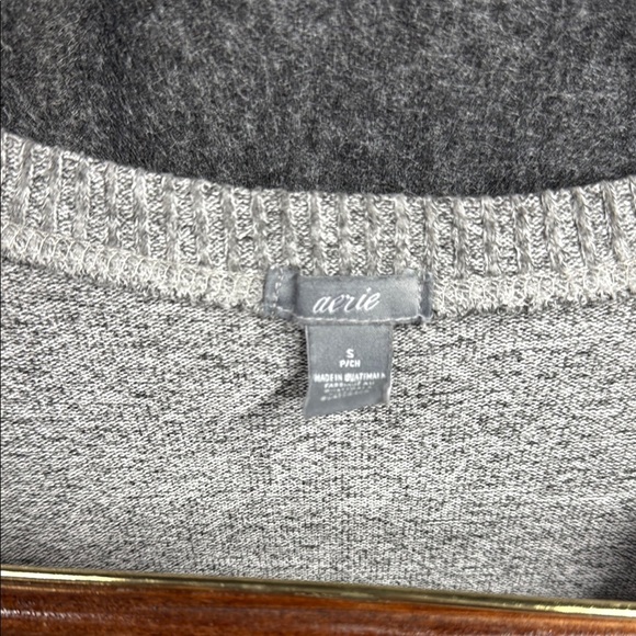 Aerie Heather Gray Knit Top - Picture 2 of 5